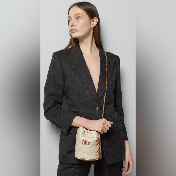 Gucci GG MARMONT MINI BUCKET BAG - Picture 3 of 9
